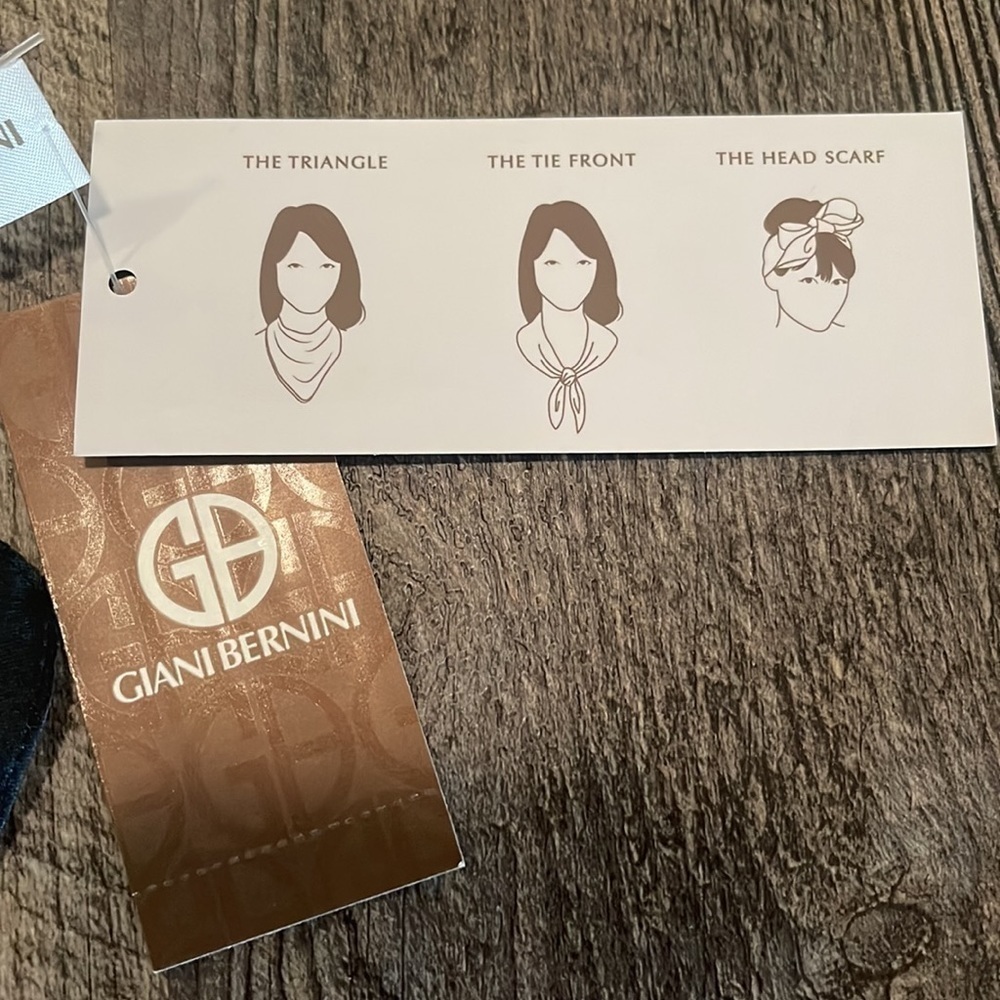Giani Bernini lovely scarf 🧣 - Picture 6 of 12